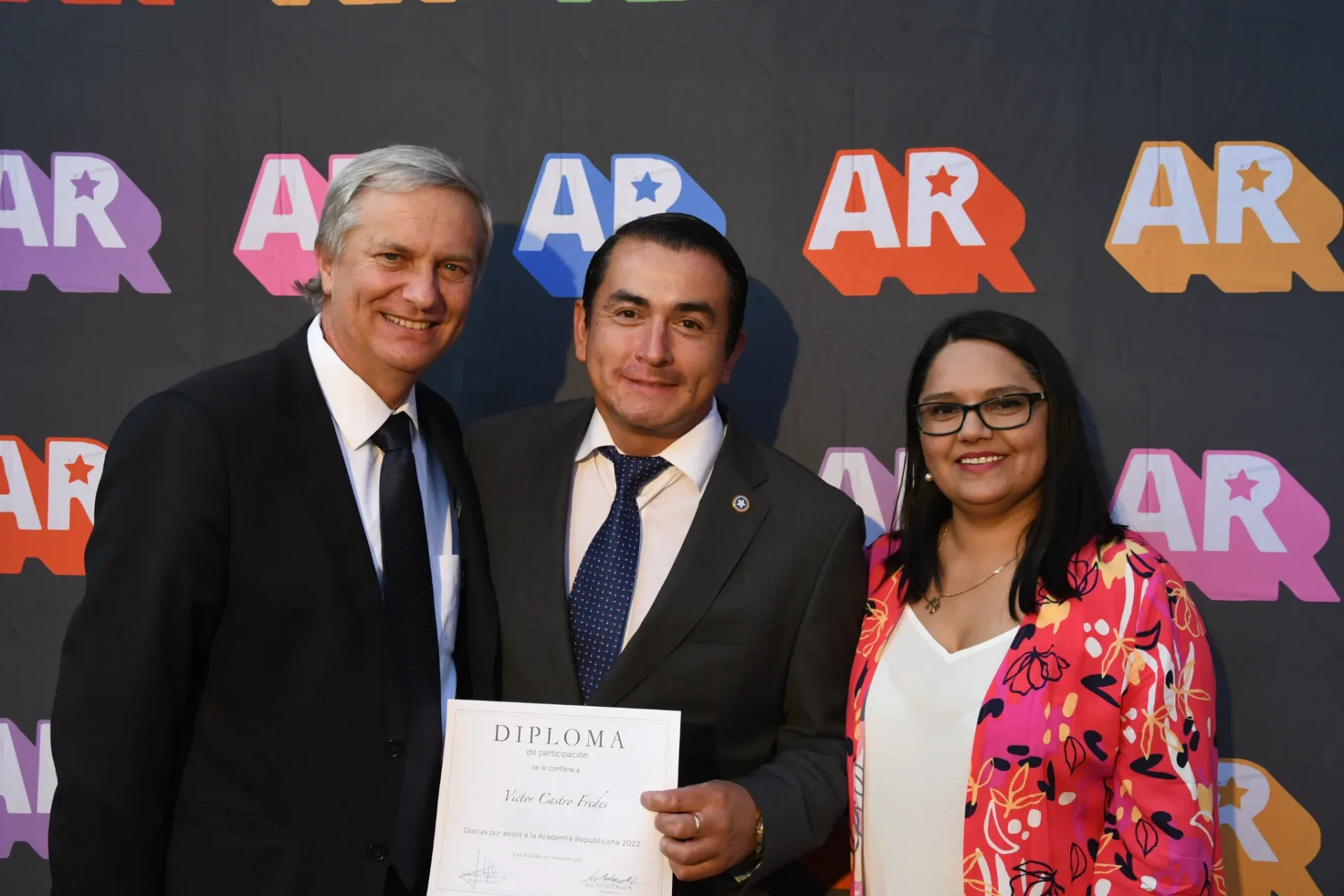 Fotografía 6 de Academia Republicana Finales 2022 Santiago