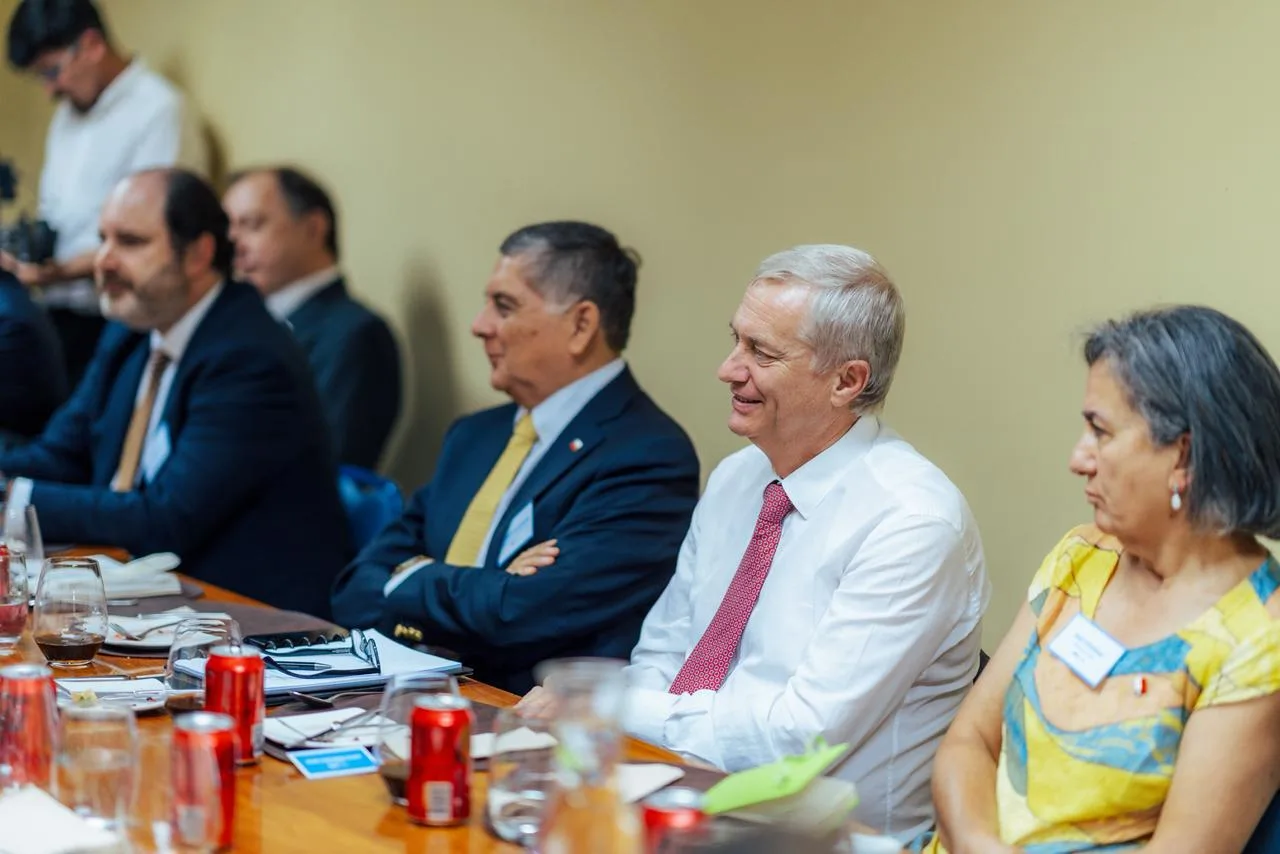 Fotografía 32 de Oficina del Presidente Electo (2026)