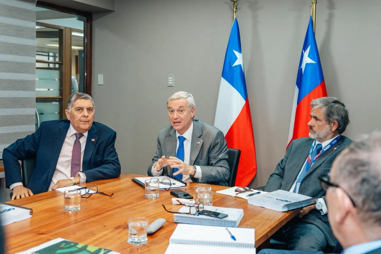 Fotografía 37 de Oficina del Presidente Electo